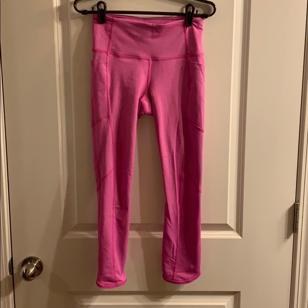 Hot Pink Athleta Leggings with 2 side pockets